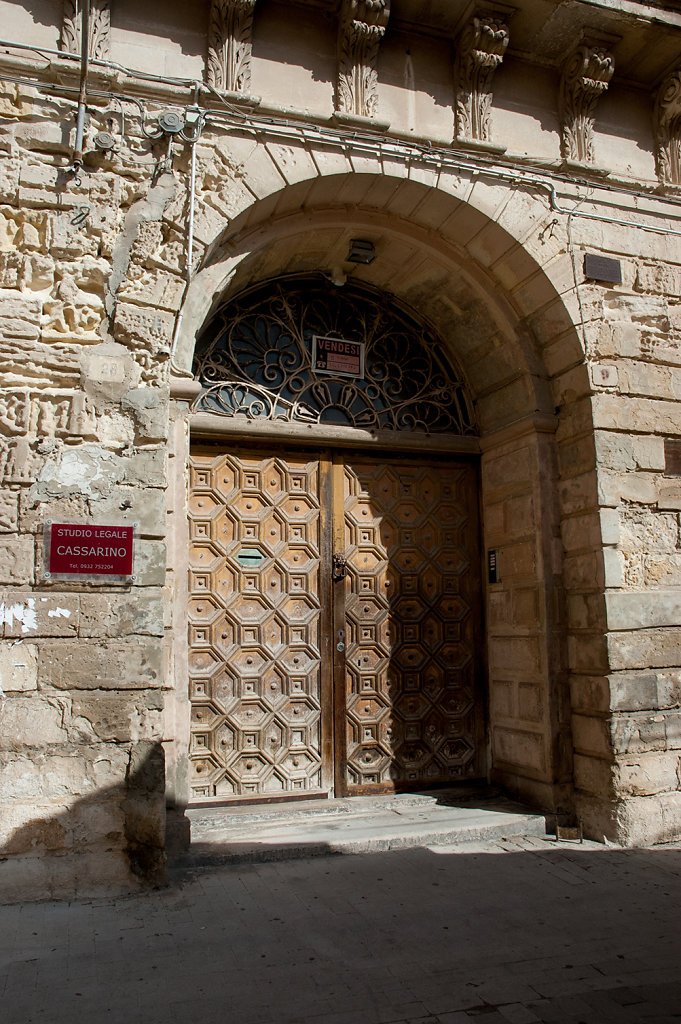 modica-doorway.jpg