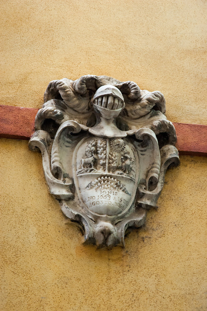 Plaque, Bosa