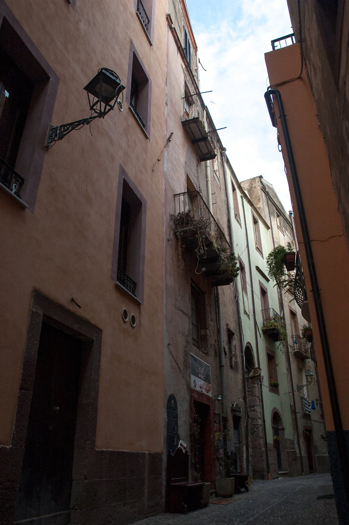 Via del Carmine, Bosa