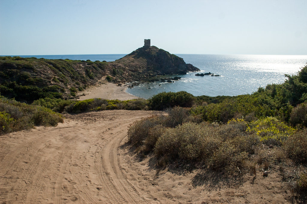 Turre de sa Columbargia, Near Bosa