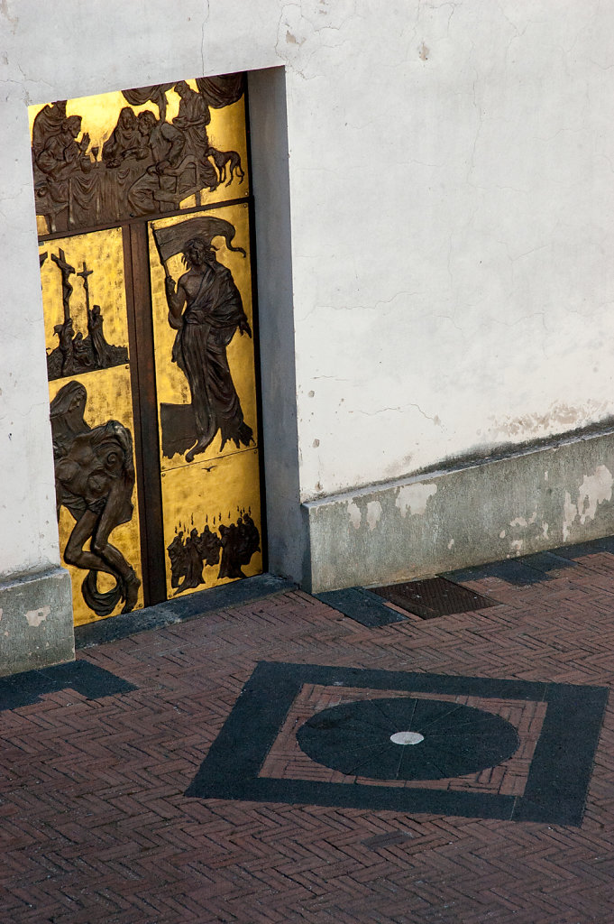 Door, Church of Saint James Apostle, Orosei