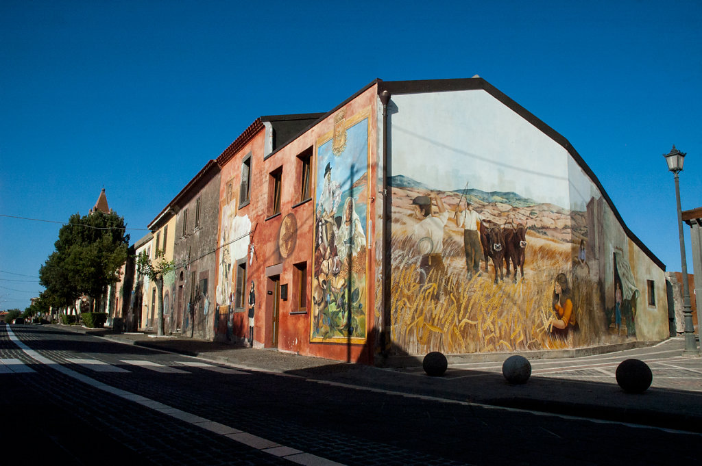 Murals, Tinnura near Bosa