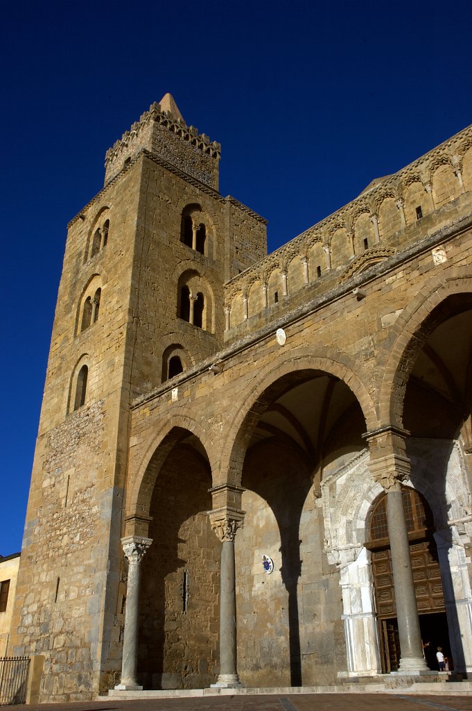 Duomo di Cefalu, Facade