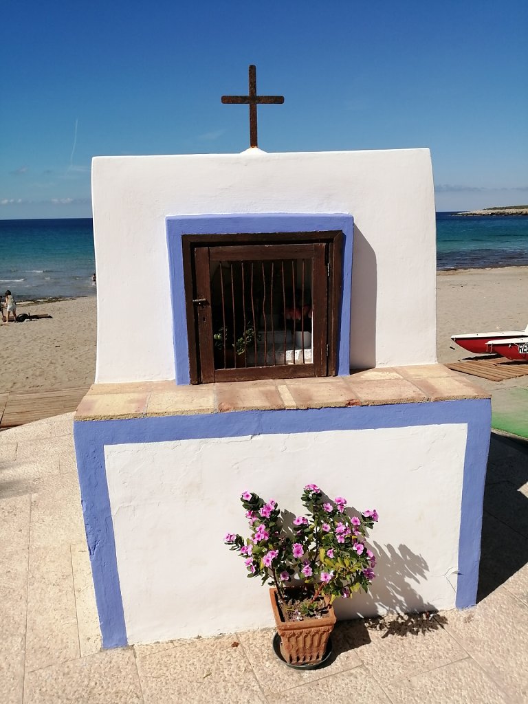 Shrine at Baia di Cornino, Trapani