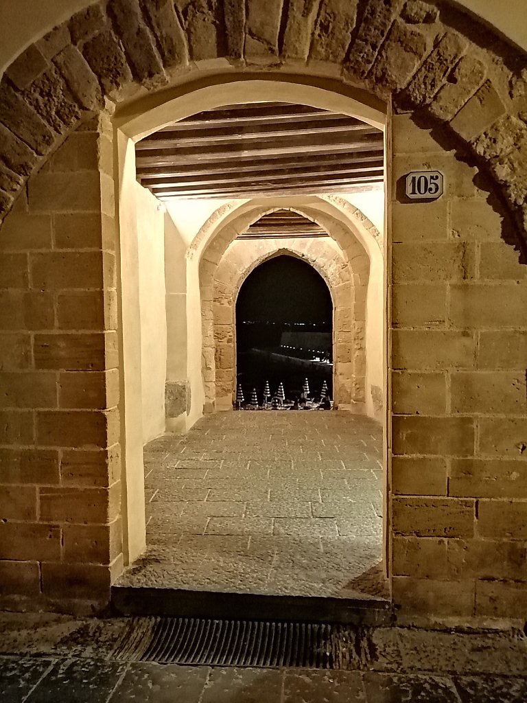 Porta Pescara, Cefalu