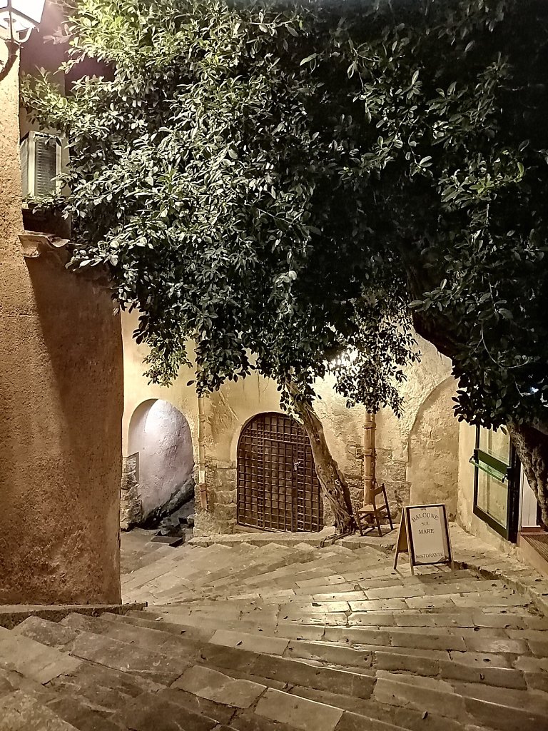 Entrance to Lavatoio Medievale Fiume Cefalino, Cefalù